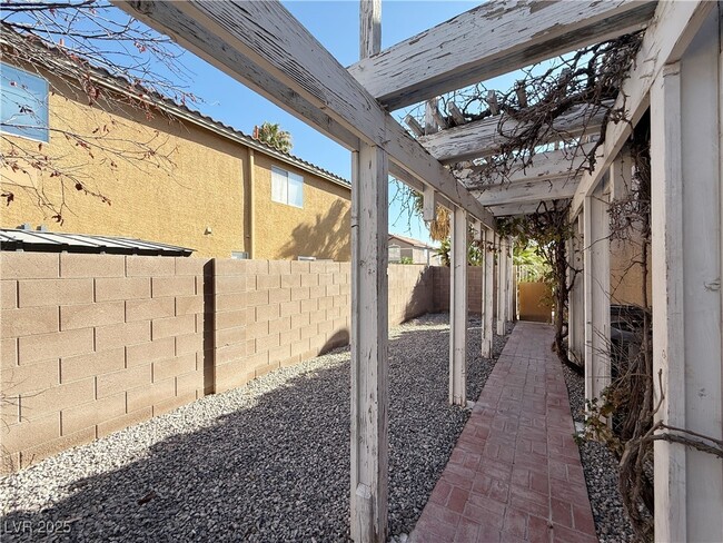 7761 Locke Haven Dr