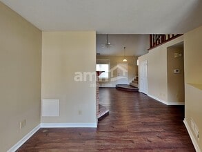 9984 Waterside Dr in Noblesville, IN - Foto de edificio - Building Photo