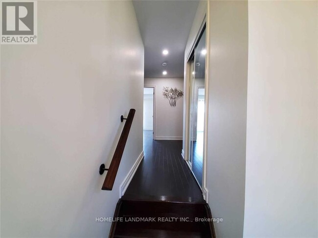 3848 Tufgar Cres in Burlington, ON - Building Photo - Building Photo