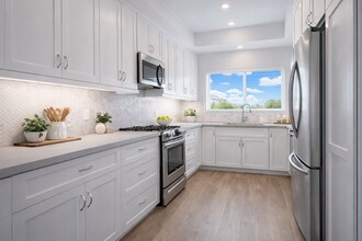 2800 Grant Ave in Redondo Beach, CA - Building Photo - Building Photo