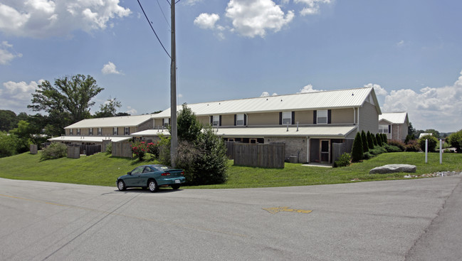 The Cottages at Lakesite in Hixson, TN - Building Photo - Building Photo