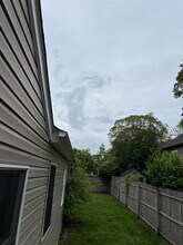 27 Oak St in Lake Grove, NY - Building Photo - Building Photo