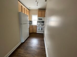 3246 N Clifton Ave in Chicago, IL - Foto de edificio - Building Photo