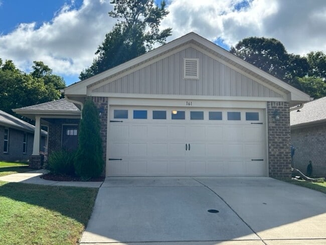 161 BrookLawn Dr in Harvest, AL - Building Photo - Building Photo