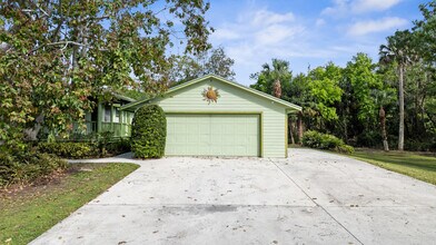 17534 103rd Terrace N in Jupiter, FL - Building Photo - Building Photo