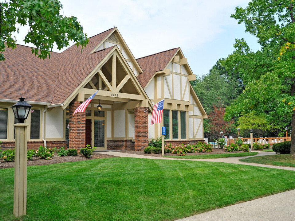 Eastgate Woods Apartments in Batavia, OH - Foto de edificio