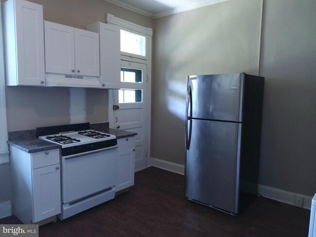 property at 2816 St Paul St