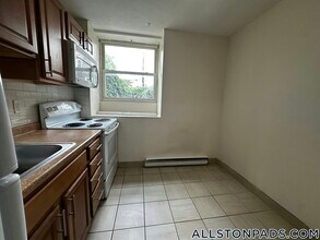 10 Armington St in Boston, MA - Building Photo - Building Photo