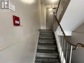 120 Fenerty Ct in Ottawa, ON - Building Photo - Building Photo