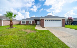 5419 Blue Dog Rd in Panama City, FL - Building Photo