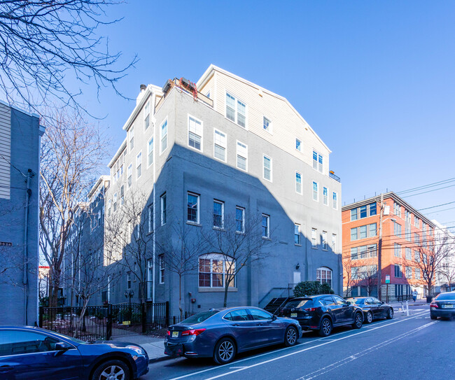 1034 Clinton in Hoboken, NJ - Foto de edificio - Building Photo