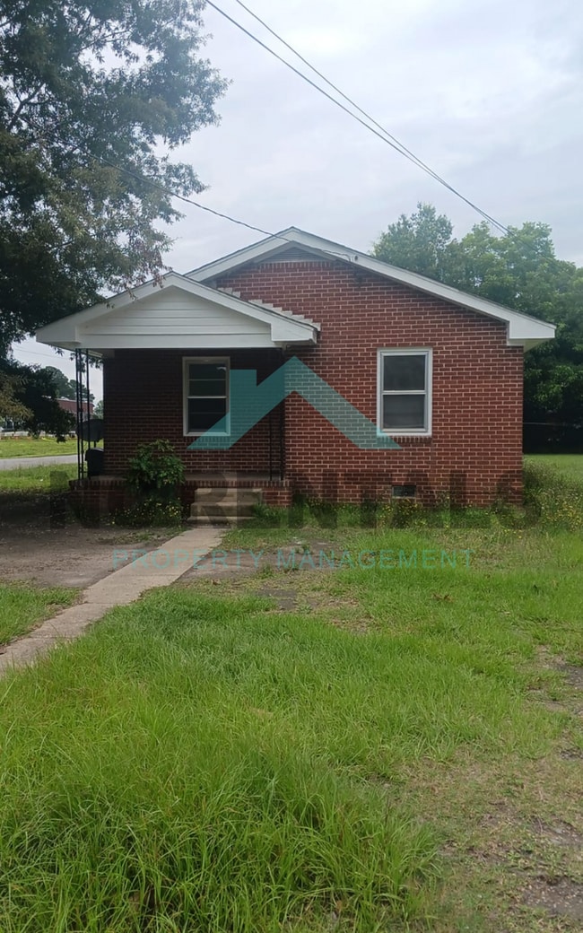901 E 4th St in Goldsboro, NC - Building Photo - Building Photo
