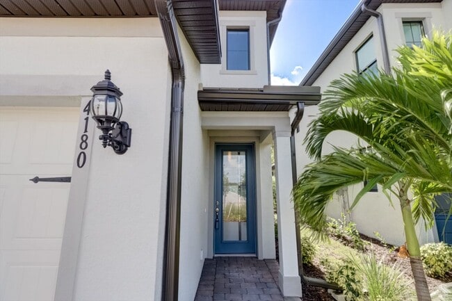 4180 Sonoma Oaks Dr in Naples, FL - Building Photo - Building Photo