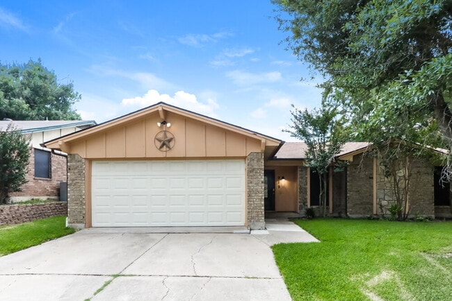 property at 919 Highcrest Dr