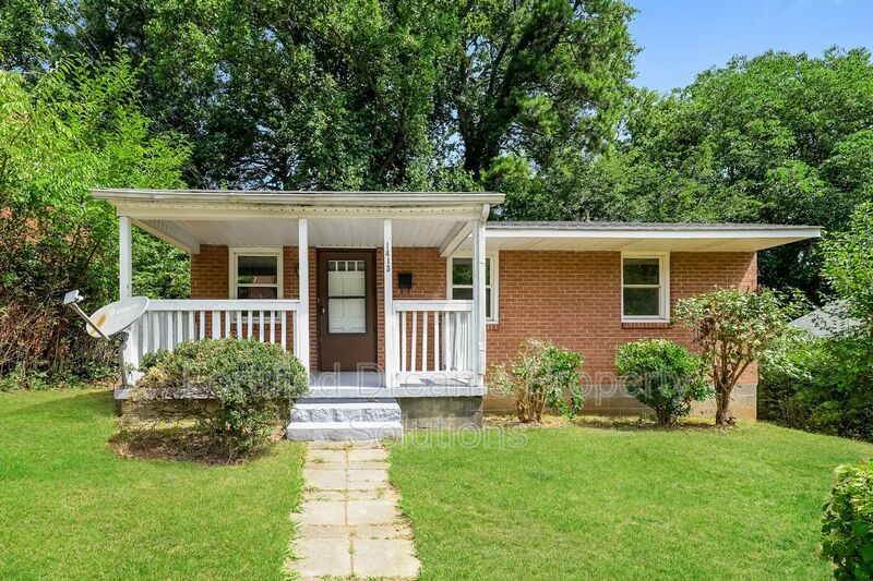 1413 Fitch St in Winston-Salem, NC - Building Photo