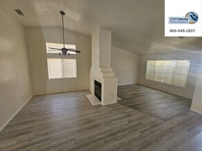 12773 Cardinal Rd in Victorville, CA - Building Photo - Building Photo