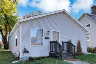 2185 Margaret Ave in Columbus, OH - Building Photo - Building Photo