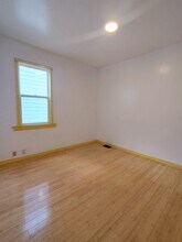 253 Louisburg St, Unit A in San Francisco, CA - Building Photo - Building Photo