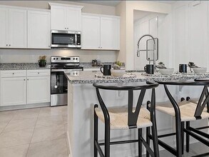 600 Coastline Wy in St. Augustine, FL - Foto de edificio - Building Photo