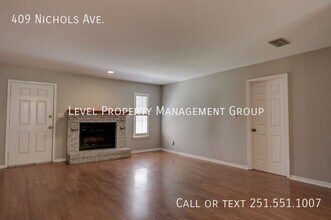 409 Nichols Ave in Fairhope, AL - Building Photo - Building Photo