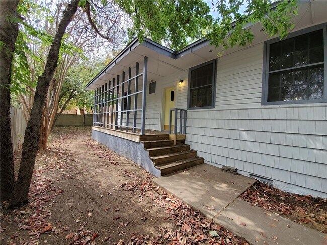 925 E 41st St in Austin, TX - Building Photo - Building Photo