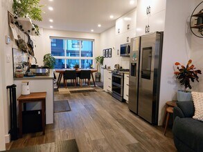 1052 Boxcar Cl in Langford, BC - Building Photo - Building Photo