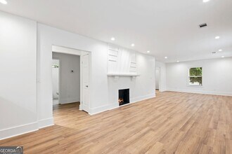 636 Francis Pl NW, Unit A in Atlanta, GA - Building Photo - Building Photo