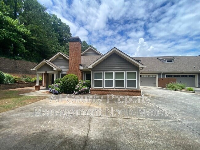 property at 2325 Chimney Cottage Cir NE