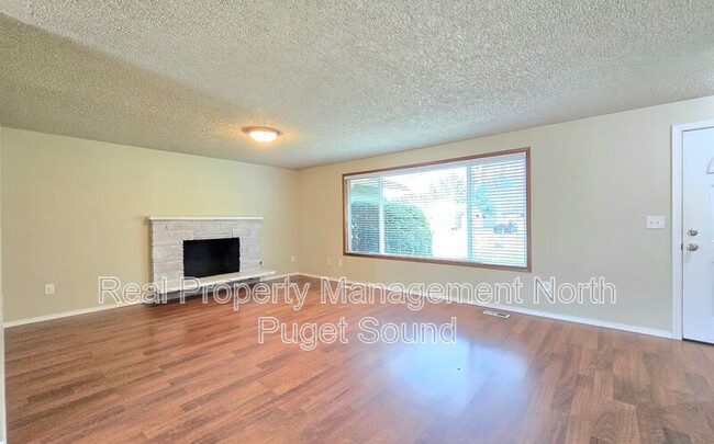 8432 45th Dr NE in Marysville, WA - Building Photo - Building Photo