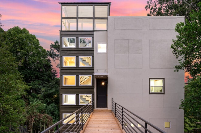 property at 335 Eureka Dr NE