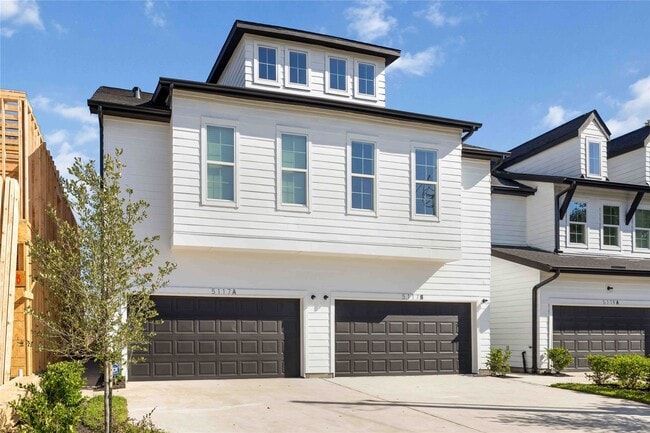 5117 Briscoe St in Houston, TX - Building Photo - Building Photo