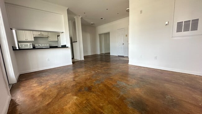 property at 860 N Orange Ave