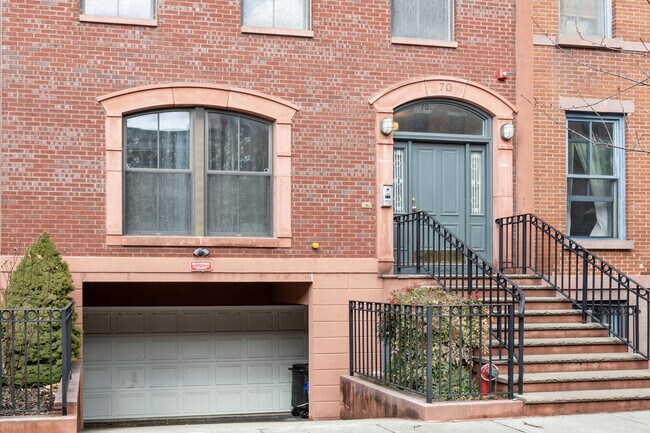 70 Morris St in Jersey City, NJ - Foto de edificio - Building Photo