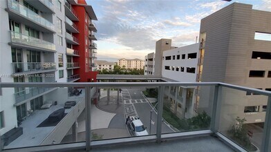 7751 NW 107th Ave in Doral, FL - Building Photo - Building Photo