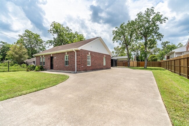 4118 Topping St in Houston, TX - Building Photo - Building Photo