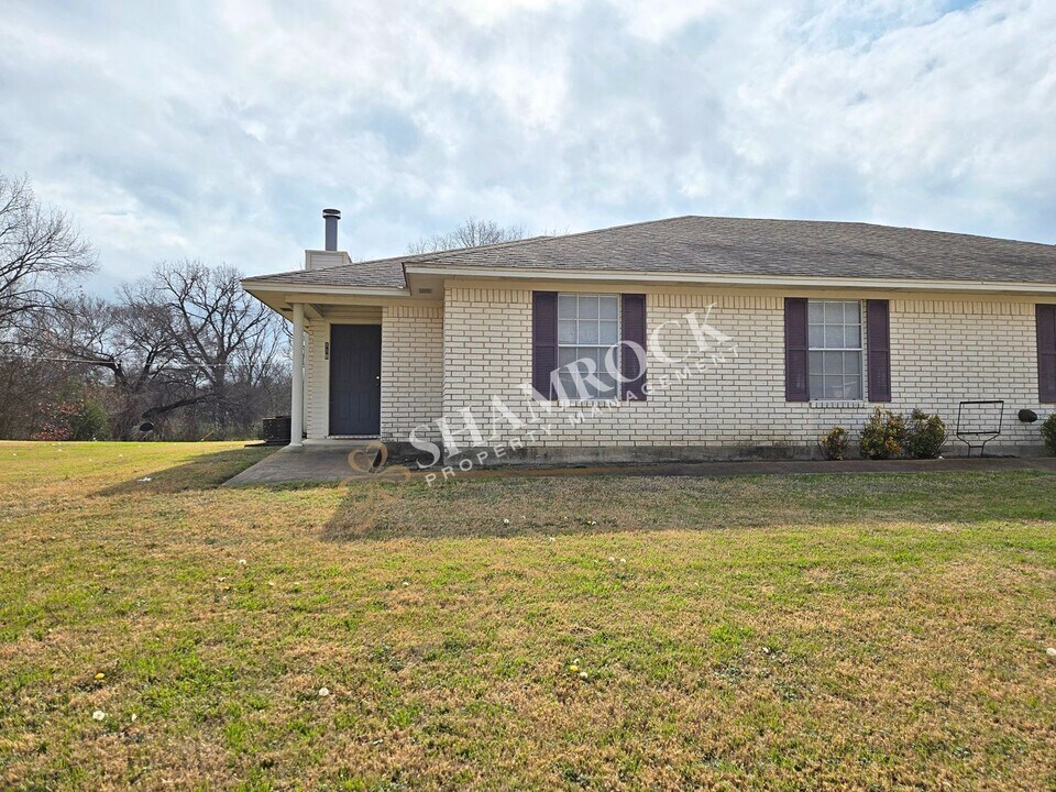 118 Deanna St in Robinson, TX - Building Photo