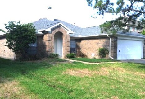 1608 Misty Fawn Ln in Fresno, TX - Building Photo