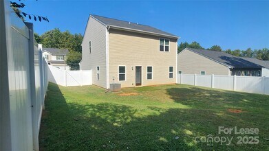 6234 Sydney Mae Ln in Charlotte, NC - Building Photo - Building Photo