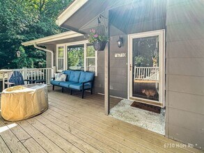 6710 Hopi Rd in Chanhassen, MN - Building Photo - Building Photo