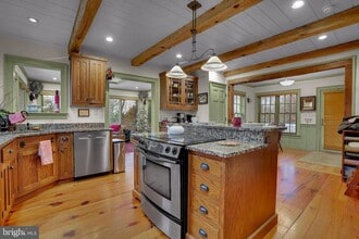 13237 Creagerstown Rd in Thurmont, MD - Building Photo - Building Photo