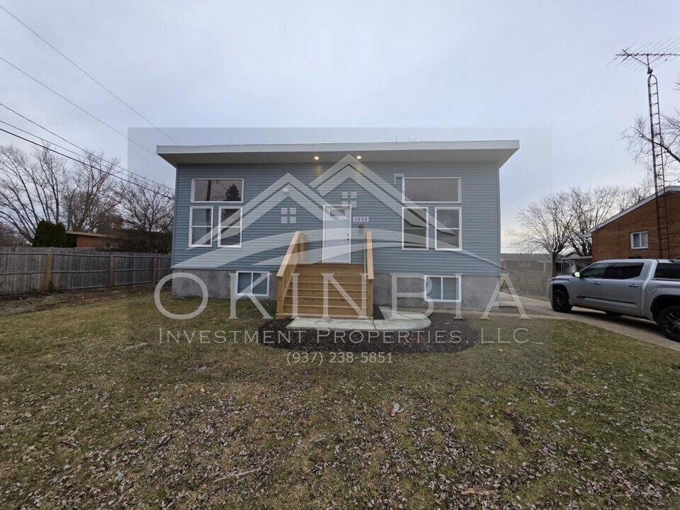 1038 Rossiter Dr in Dayton, OH - Building Photo