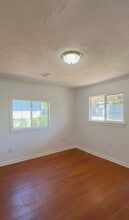 1004 Lanier Ave in Jackson, MS - Foto de edificio - Building Photo