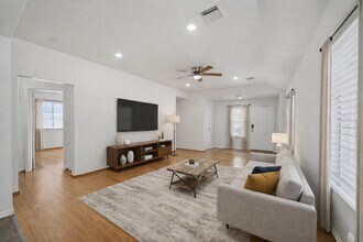 14323 Brunswick Point Ln in Houston, TX - Building Photo - Building Photo