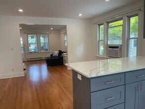 134 Highland Ave in Midland Park, NJ - Building Photo - Building Photo
