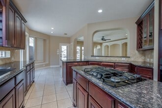 12406 Santiago Cove Ln, Unit K-K127 in Houston, TX - Building Photo - Building Photo