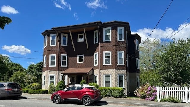 38 Sawtell Ave