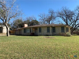 564 Laurel Ln in New Braunfels, TX - Building Photo