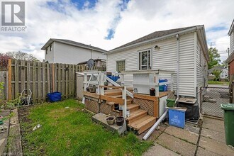 201 E 23rd St in Hamilton, ON - Building Photo - Building Photo