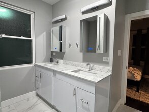 3526 Lake St in Evanston, IL - Building Photo - Building Photo