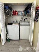 35 Ashley Ct in Bedminster, NJ - Building Photo - Building Photo